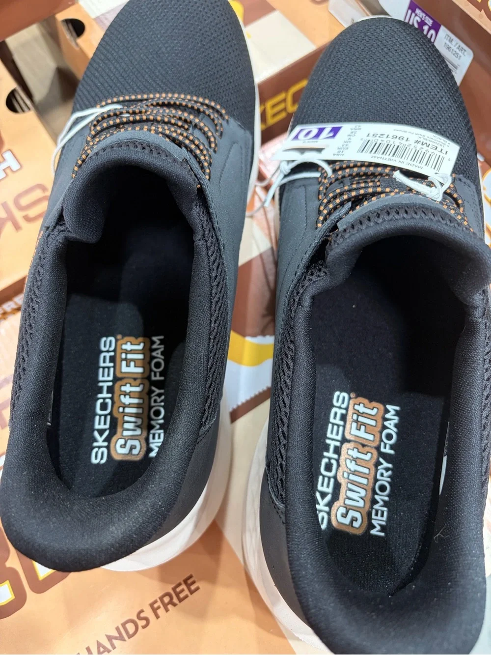 Skechers Swift Fit Hands-Free Shoe in black new